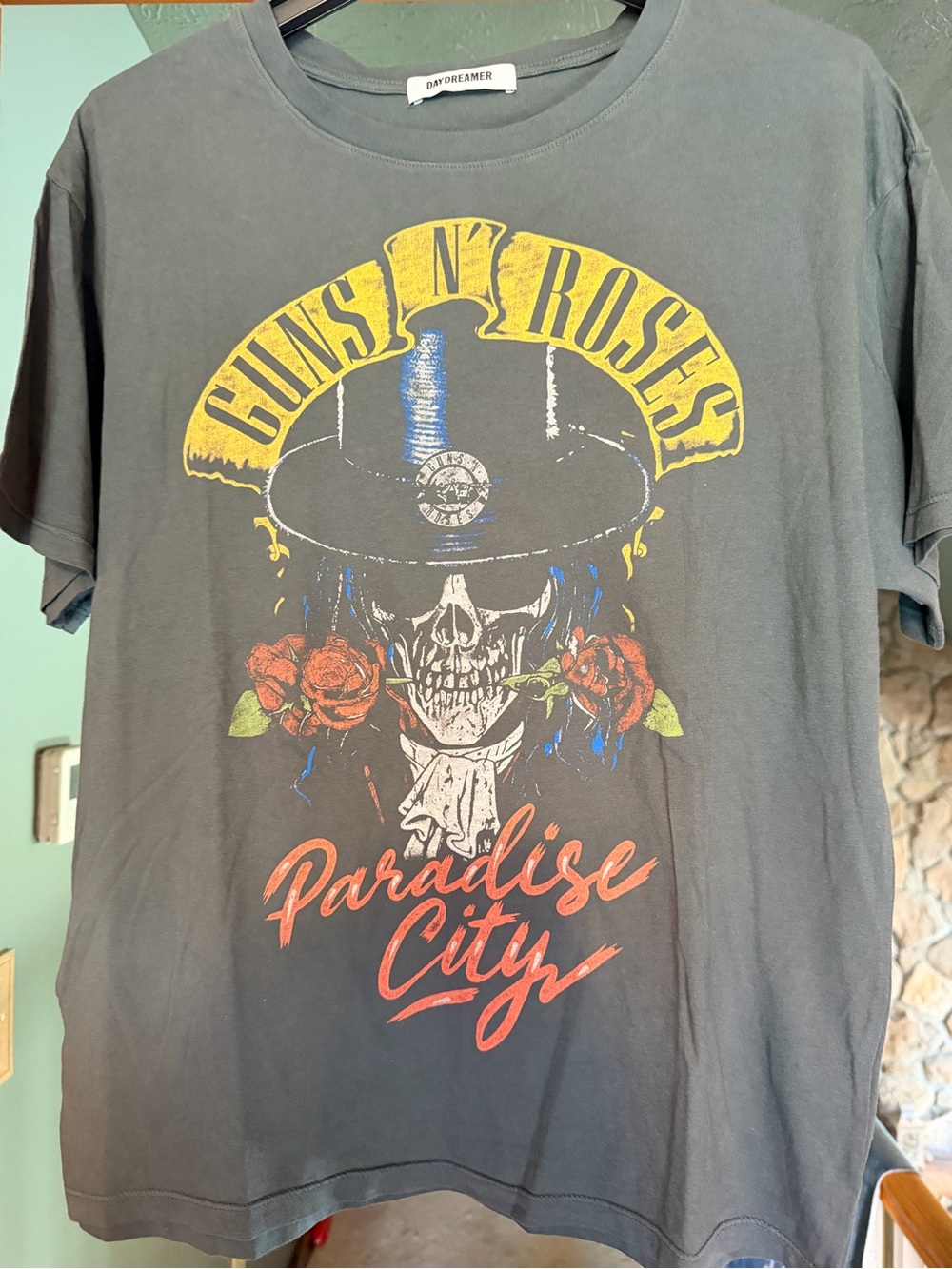 NWOT Daydreamer Guns N' Roses 'Paradise City' Graphic Tee - Black